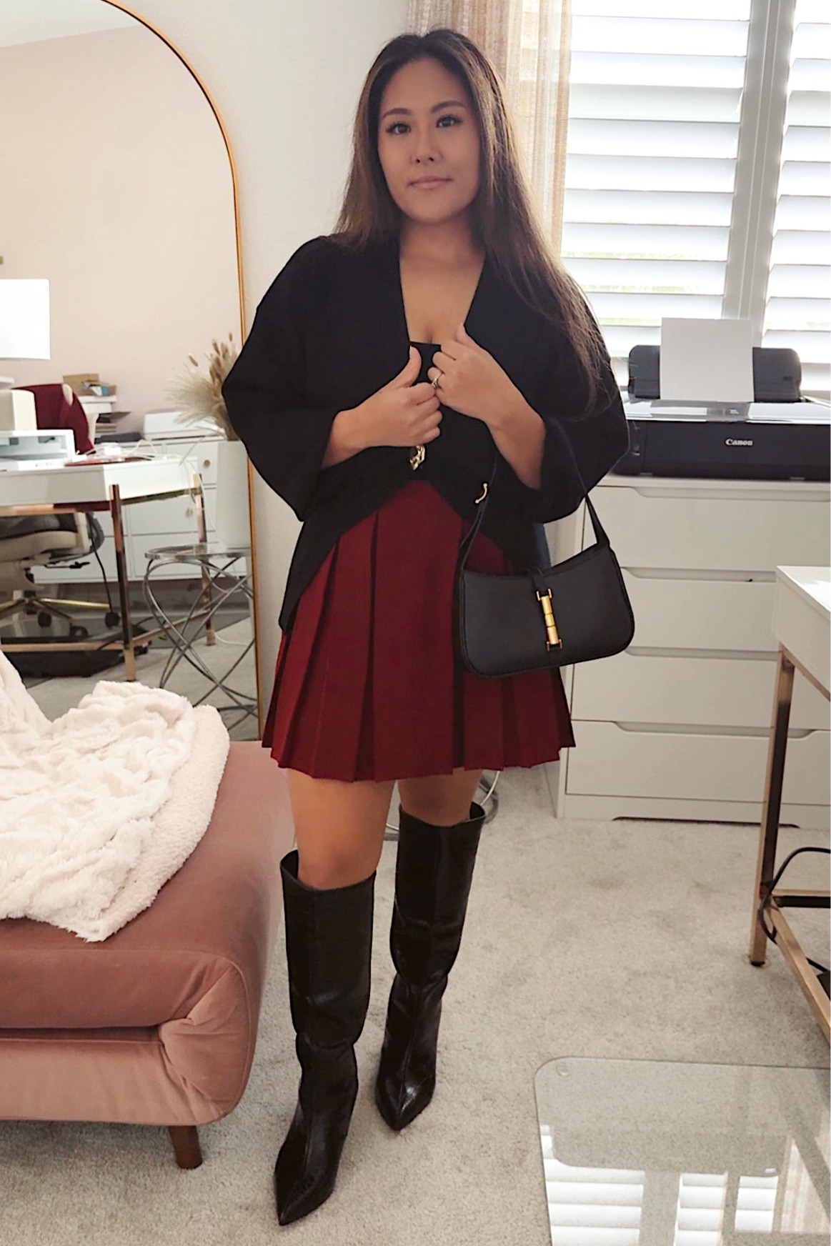 Ready for some winter activities
🎄❄️☃️

#holidayoutfit #winteroutfit #christmasoutfit #kneehighboots #pleatedskirt #commense #stevemaddenboots

#LTKMidsize #LTKStyleTip #LTKHoliday