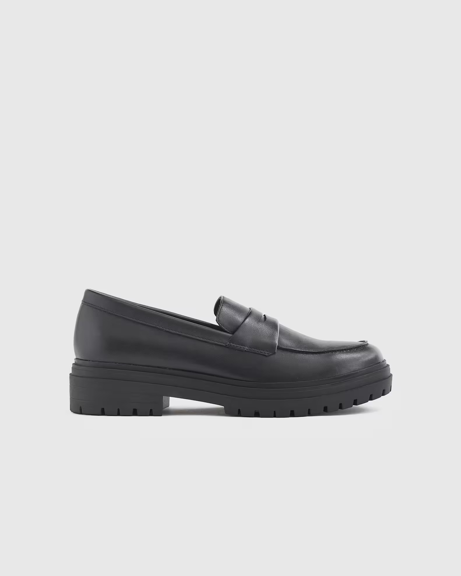 Italian Leather Lug Sole Loafer in Black | Quince
