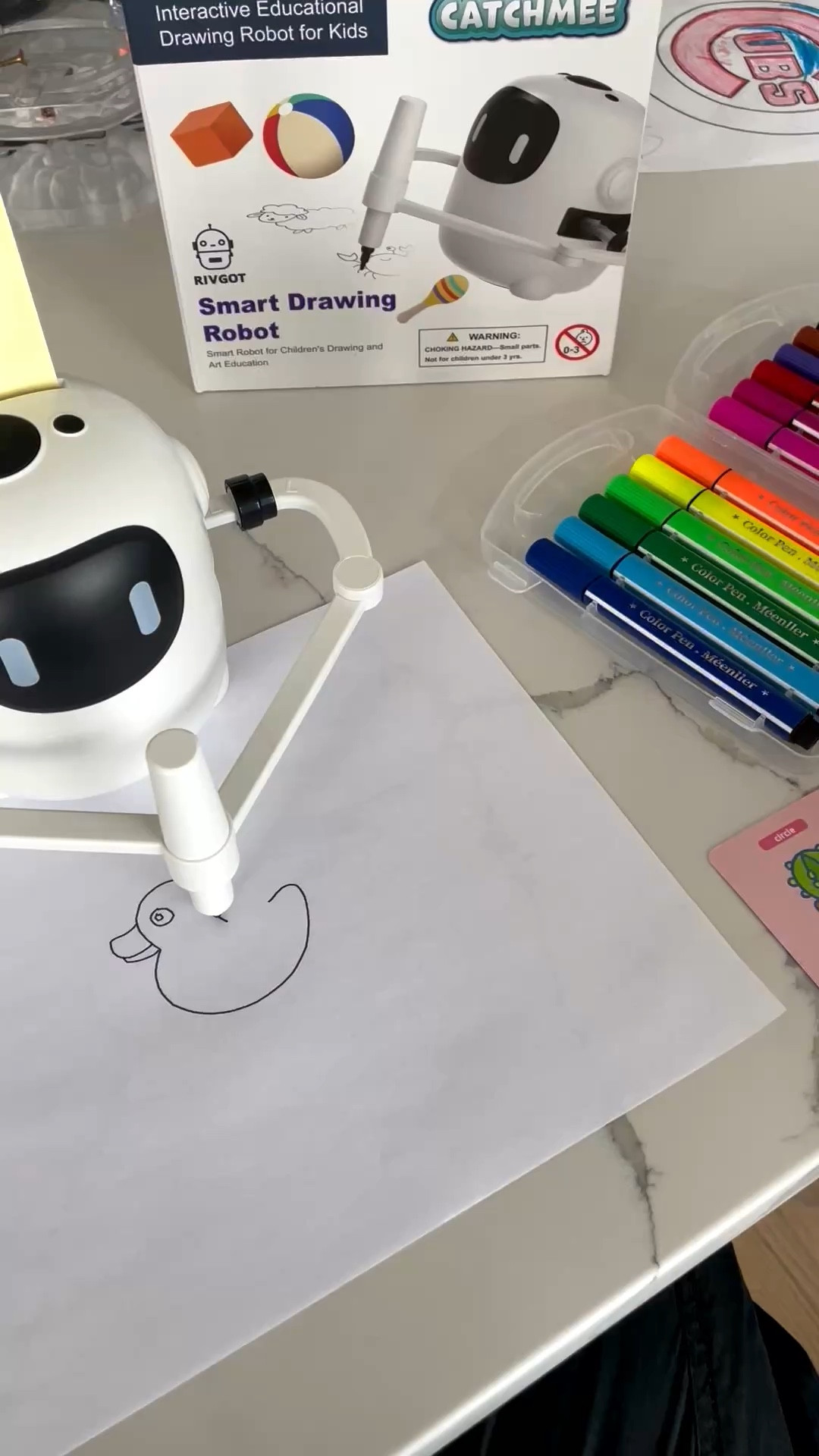 A drawing robot that teaches kids how to draw! 

#LTKKids