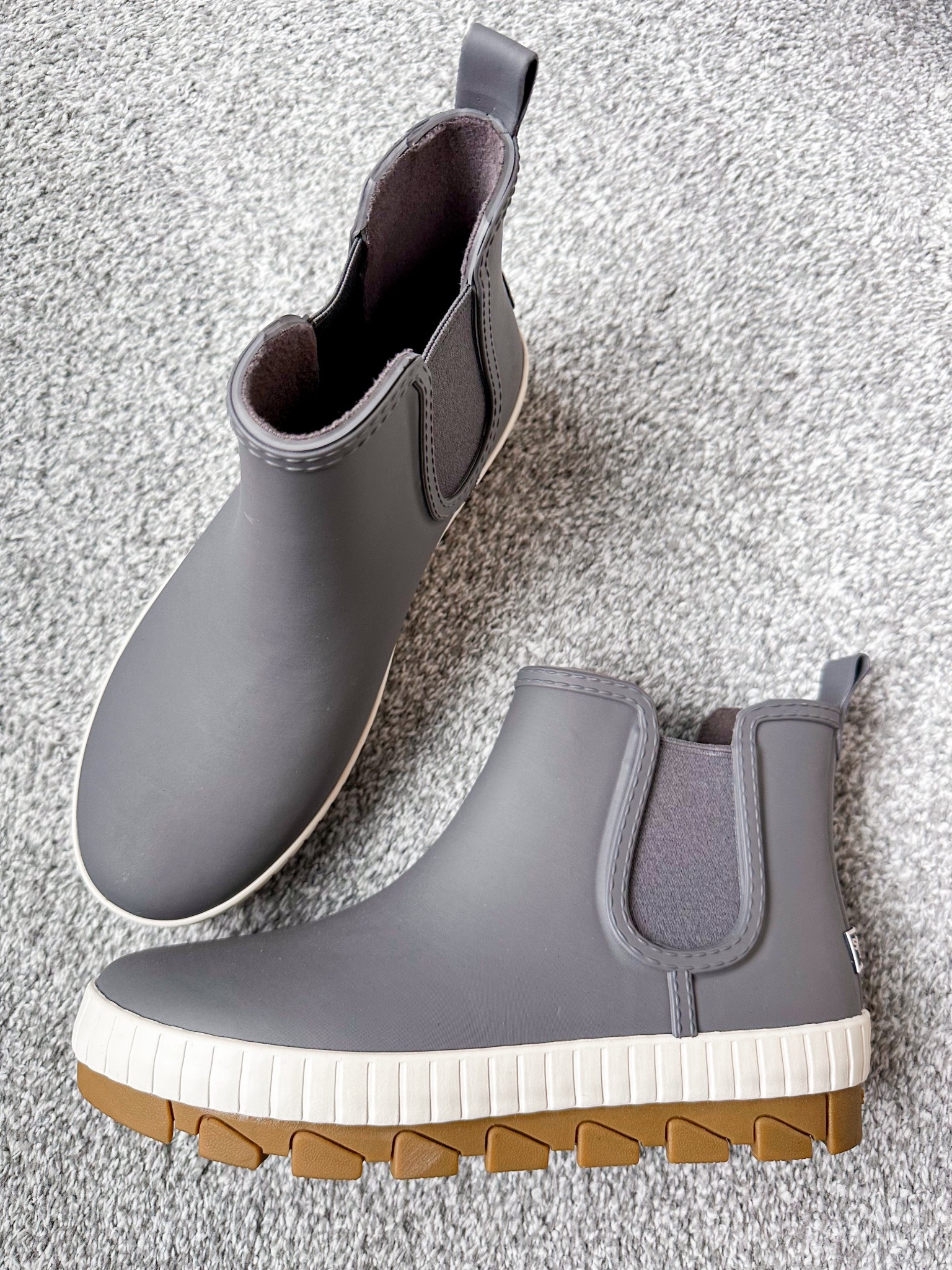 Sperry sale! Rain boots discounted - perfect for Spring

#LTKSaleAlert #LTKShoeCrush #LTKSeasonal