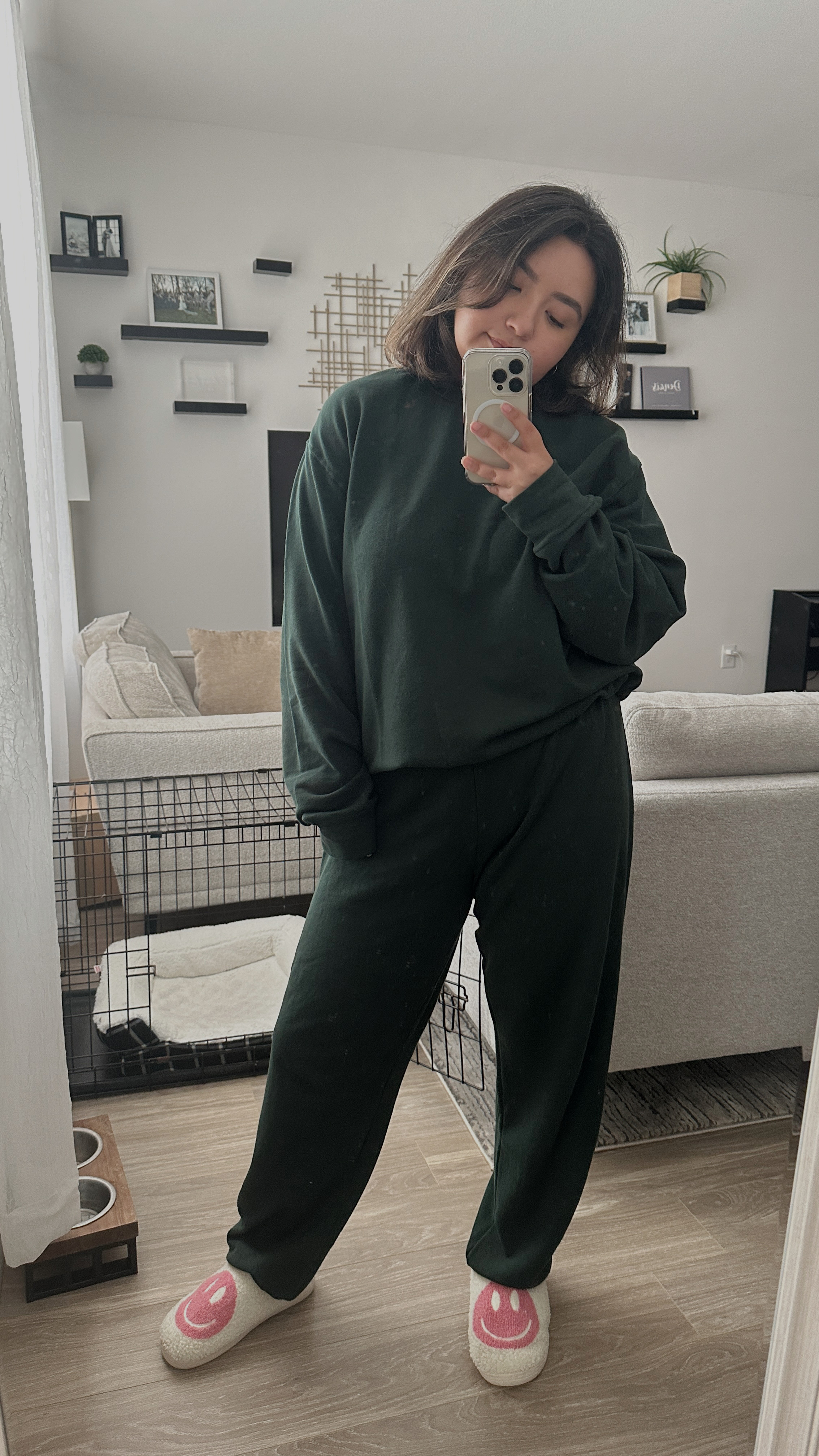 Set active sweatset 

#LTKTravel #LTKMidsize #LTKStyleTip