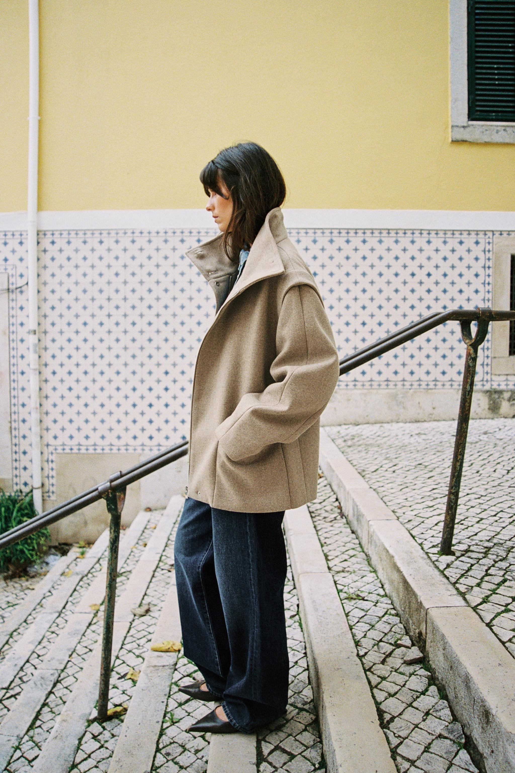 CROPPED WOOL COAT WITH HIGH NECK | Zara UK