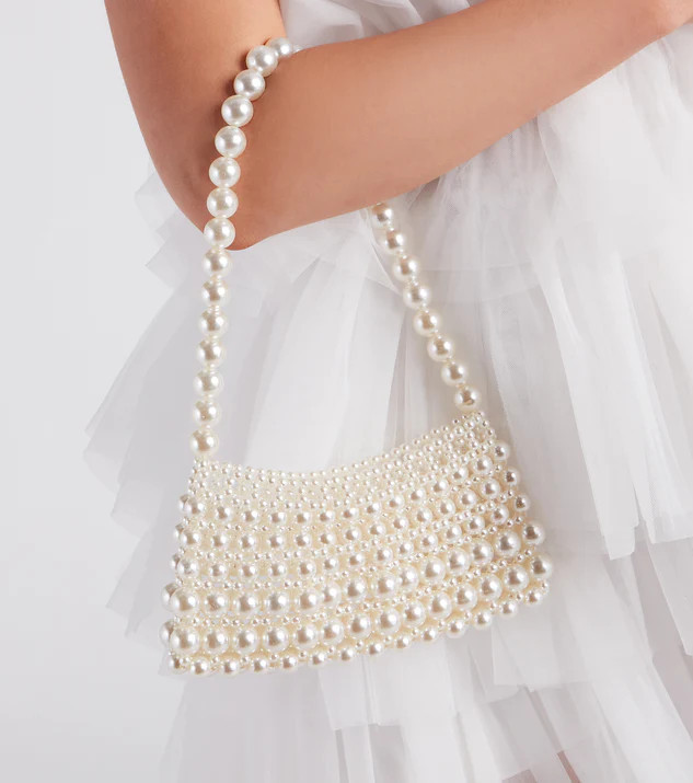 Trendsetting Moment Pearl Shoulder Bag | Windsor Stores