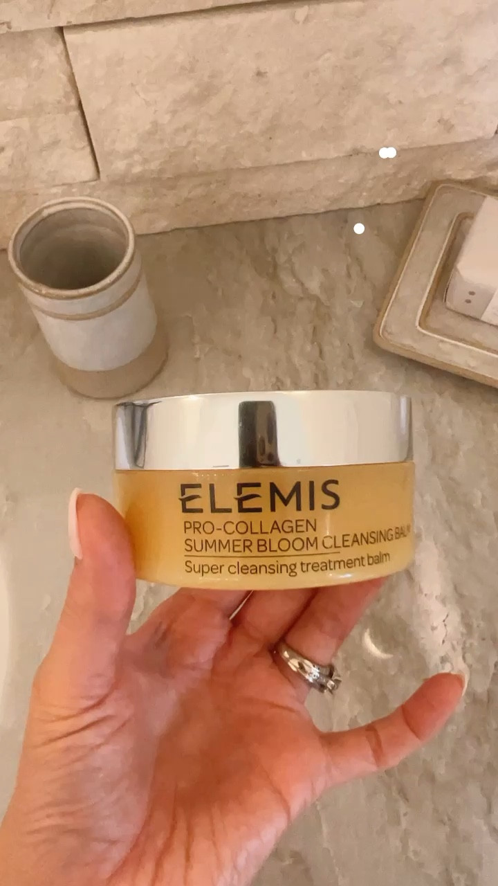 Major sale on my favorite Elemis cleansing balm! It’s in 50% off! 

#LTKbeauty #LTKsalealert #LTKunder50
