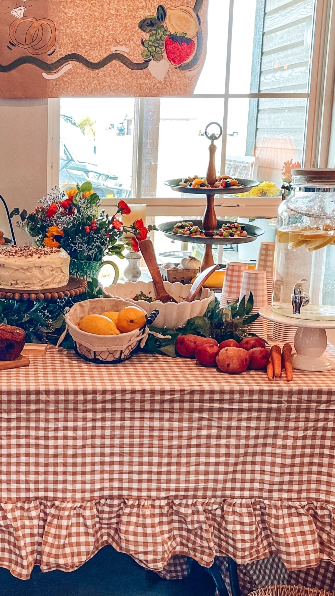 I got to use my adorable Pioneer Woman serving bowl this weekend! This is the large one of the set of 3! The quality is perfection + it’s so pretty! ✨

#LTKSeasonal #LTKHome #LTKspring