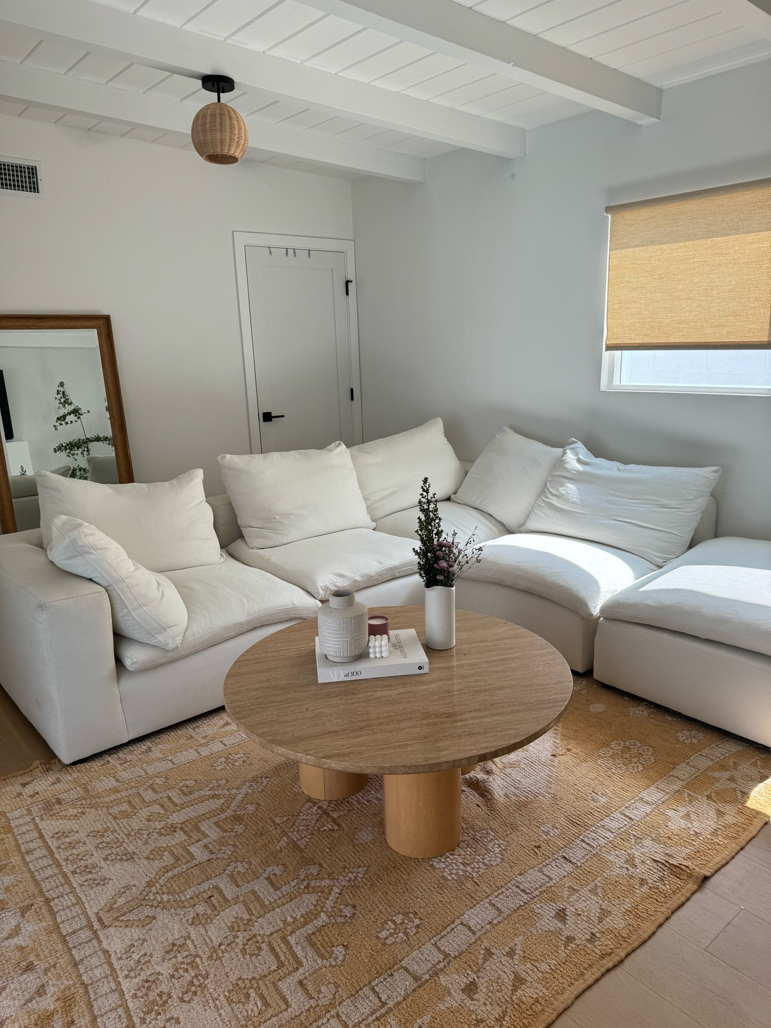 Shop my living room✨

#LTKhome