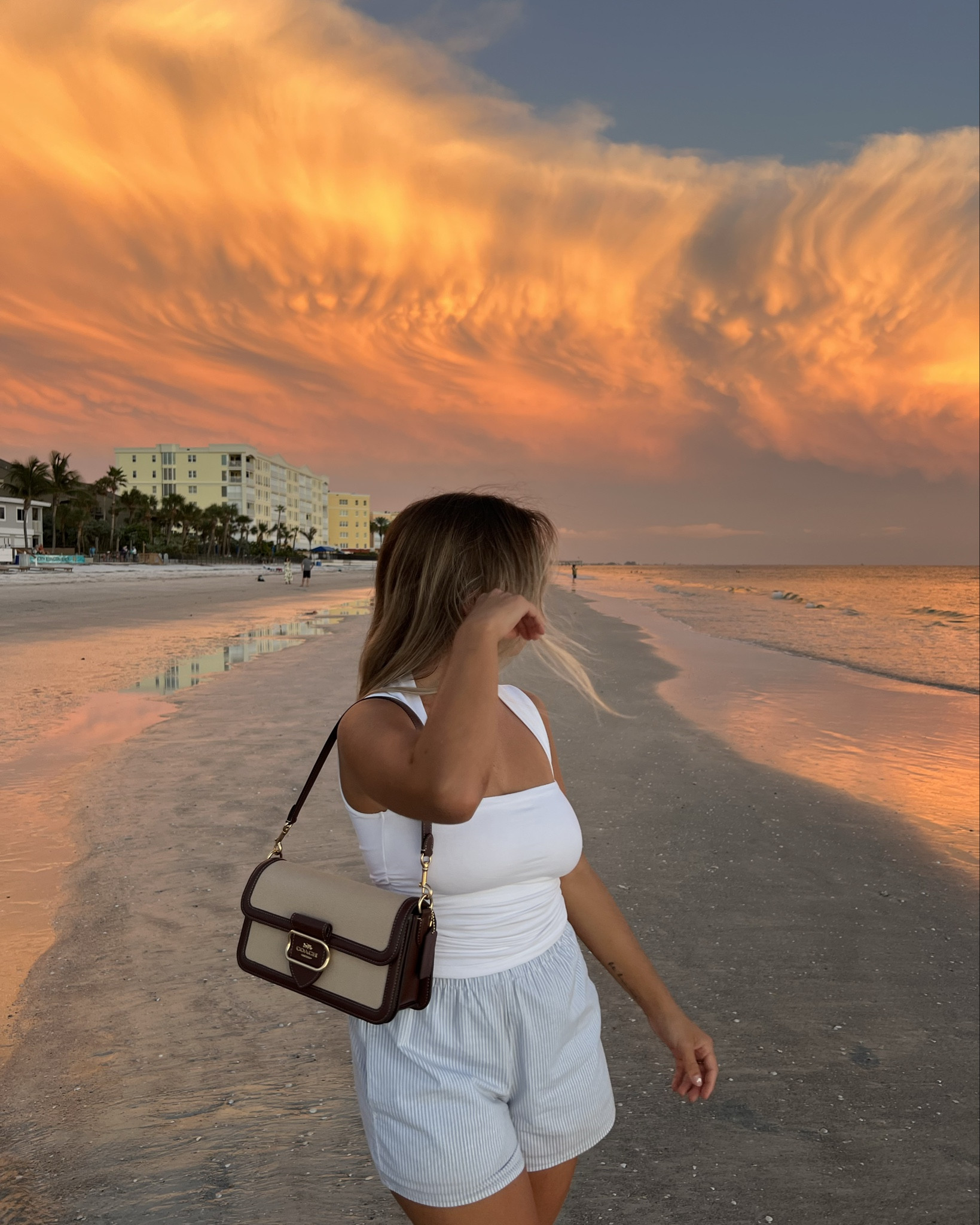 sunset ootd💘 
bag is from coach outlet 

#LTKFindsUnder100 #LTKSeasonal #LTKFindsUnder50