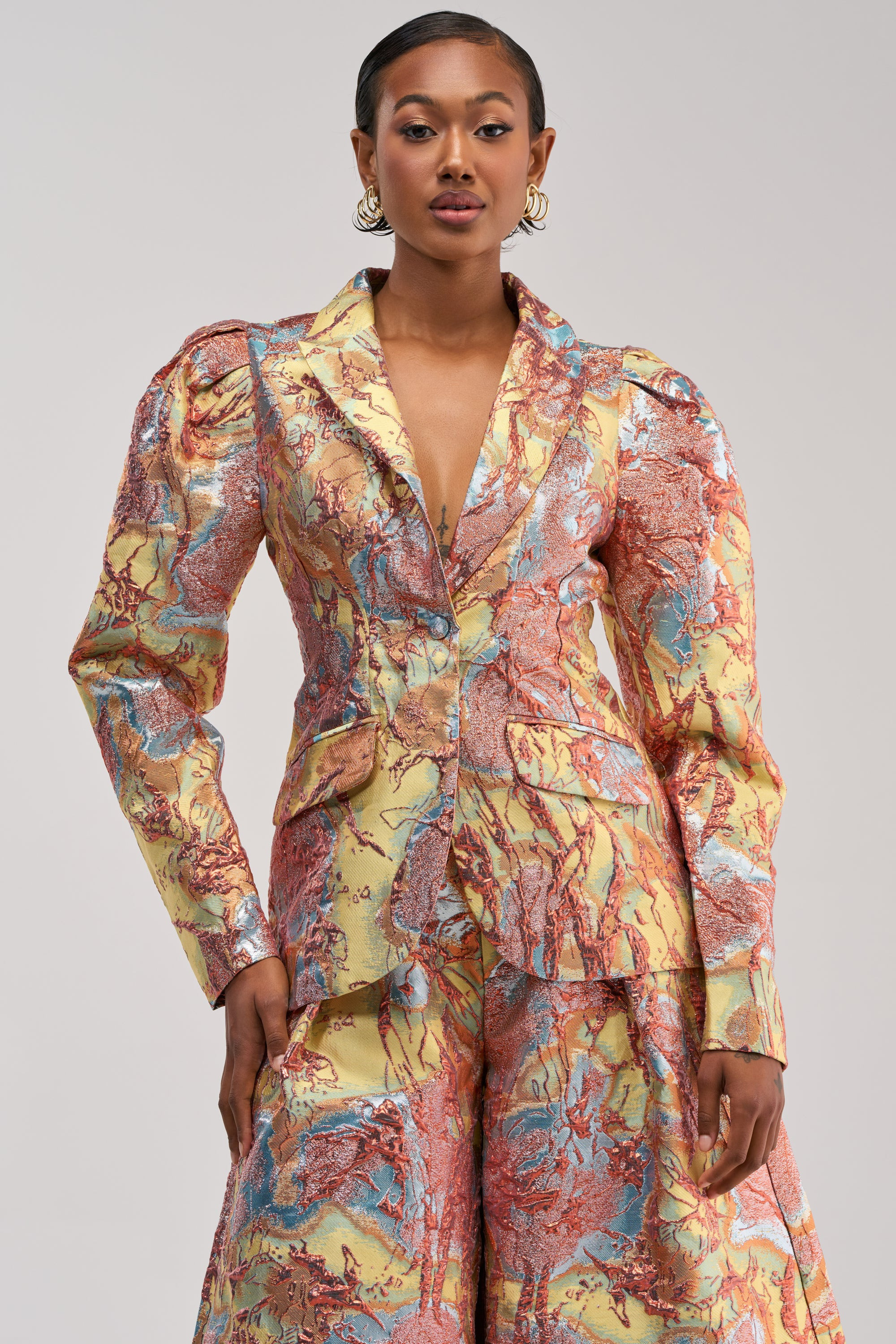 LUCY BROCADE BLAZER IN BLUE MULTI | AKIRA