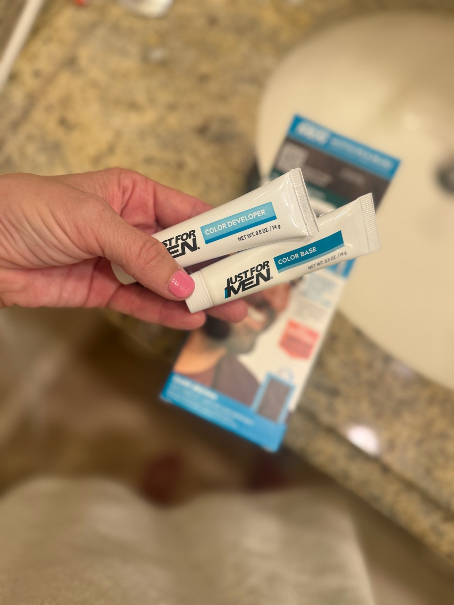 The easiest way to tint your brows and lashes at home! I use shade dark medium!! 

#LTKselfcare #LTKdayinmylife #LTKgrwm