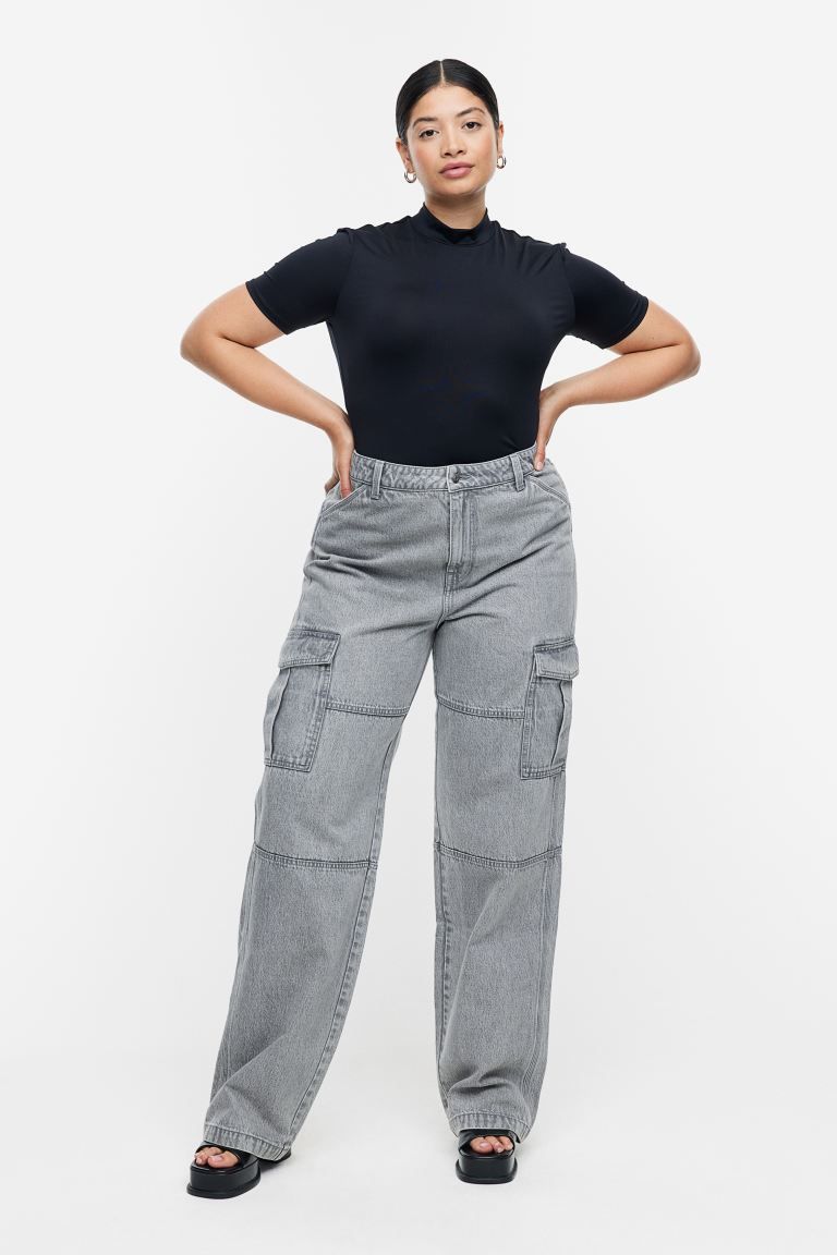 Curvy Fit Straight High Cargo Jeans | H&M (US)