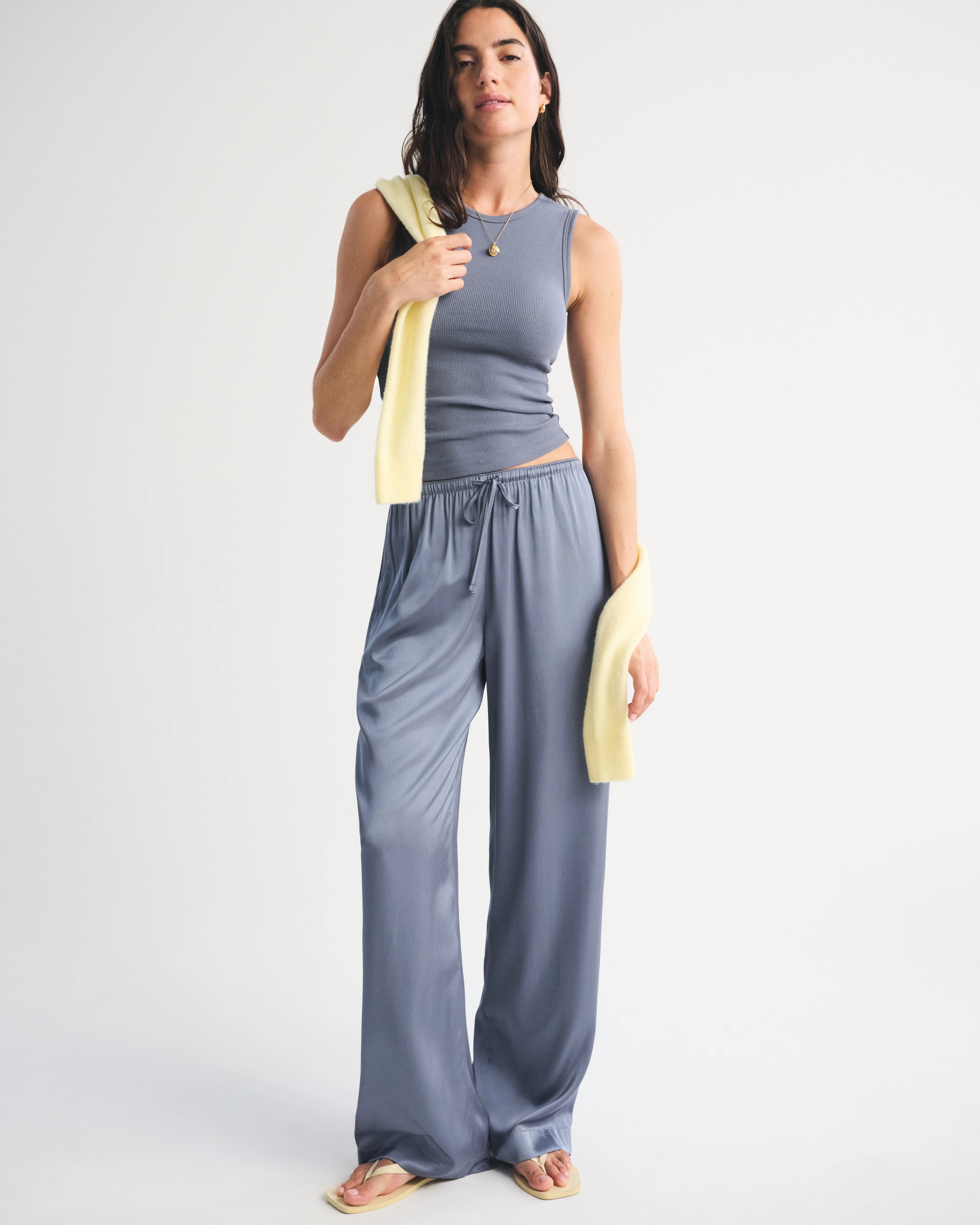 A&F Gemma Satin Wide Leg Pull-On Pant | Abercrombie & Fitch (US)