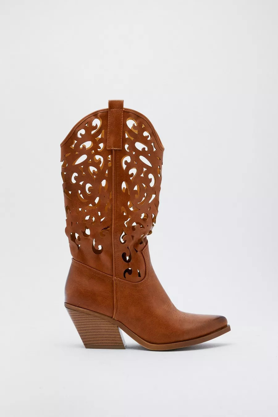Bottes western en similicuir baroque à hauteur genou | Nasty Gal FR