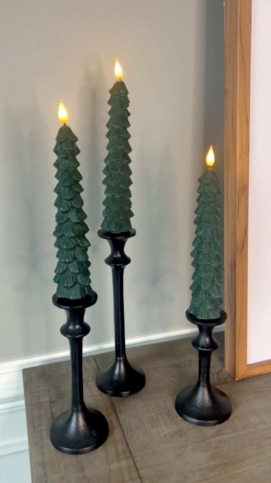 Flameless remote controlled Christmas tree candles

#LTKHome #LTKHoliday #LTKGiftGuide
