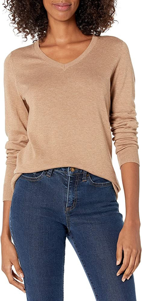 Amazon.com: Amazon Essentials Women's Classic-Fit Lightweight Long-Sleeve V-Neck Sweater, Camel H... | Amazon (US)