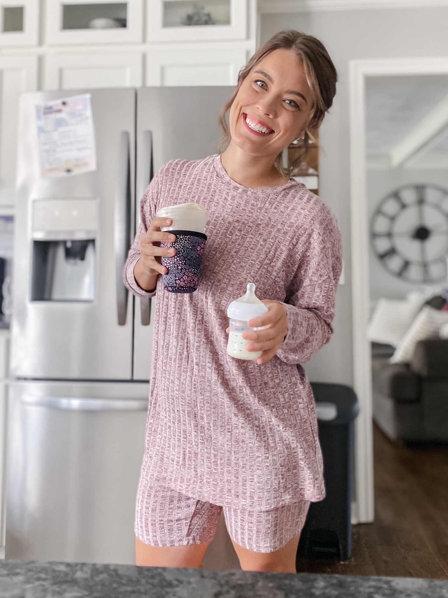 The actual best loungewear set in the whole entire world…ever 👏🏼

I’m wearing dusty pink, size small. It’s runs big, so size down if in between!

#LTKFind #LTKunder50 #LTKitbag