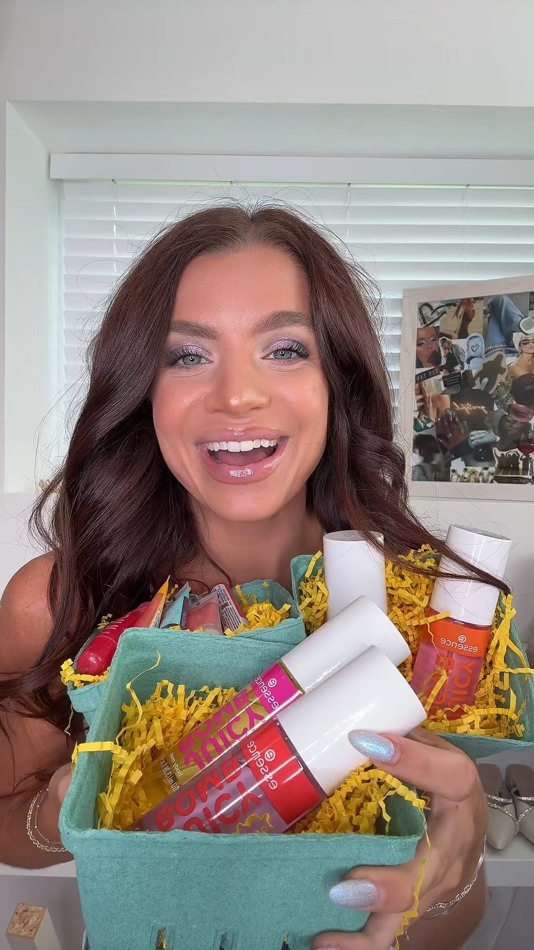 ✨NEW from @essence_cosmetics — the Juicy Bomb Body Mists are here and they’re everything 🍓💖 These body sprays come in 4 fun, feel-good scents that leave you smelling fresh, fruity, and fabulous all day. If you’re obsessed with the Juicy Bomb glosses and lip balms, you need to add this to your routine. Perfect for tossing in your bag for a quick refresh 🍬🌈

💸 Only $6.99 — available now at Ulta!
#essencecosmetics #JuicyBomb #bodymist #UltaBeautyFinds #LTKbeauty #LTKunder10 #smellgoodfeelgood #LTKfaves #affordablebeauty

#LTKBeauty