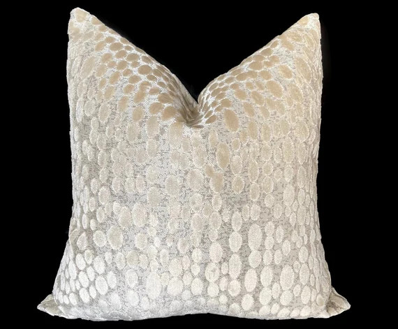 Contemporary Oval Velvet Pillow Cover in Oyster Luxurious - Etsy | Etsy (US)