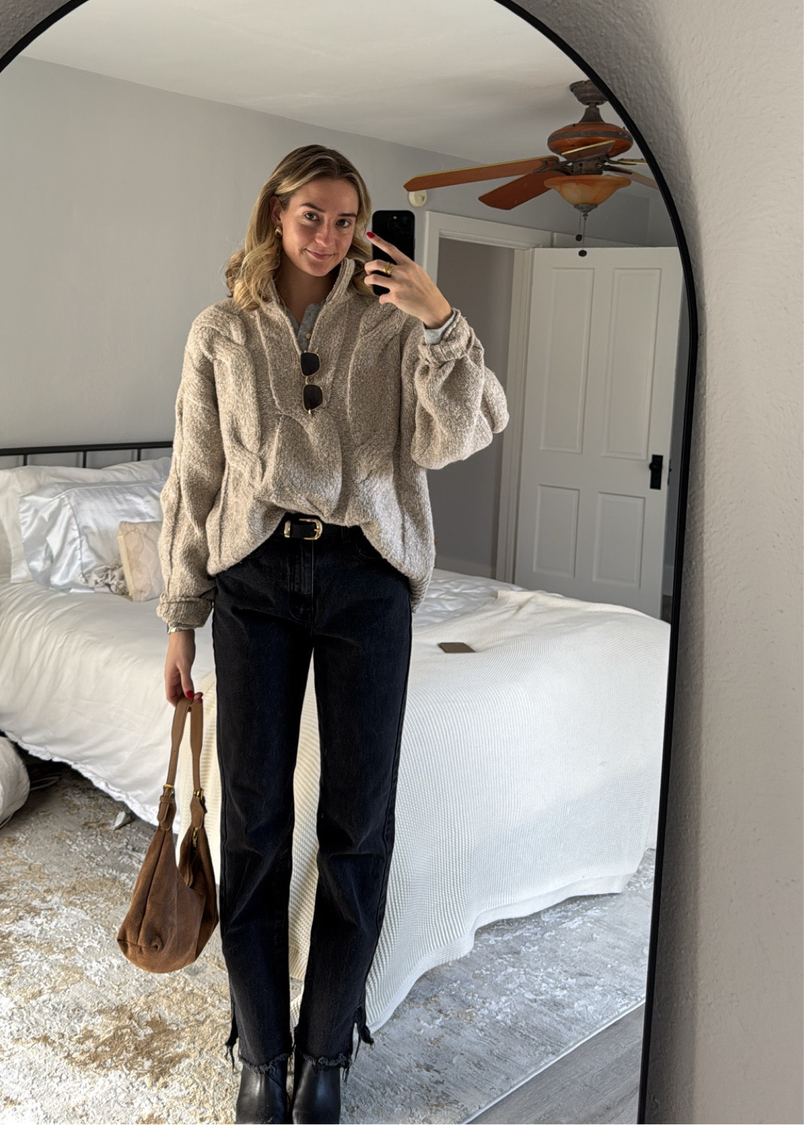 Top: Medium
Pants: size 4