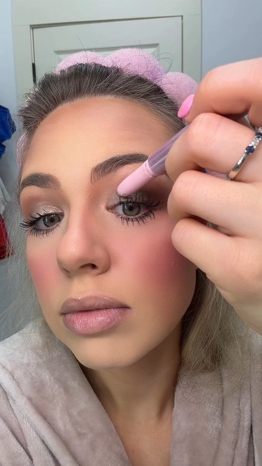 My favorite easy eyeshadow look using Too Faced products! 

#LTKBeauty #LTKgrwm #LTKSaleAlert