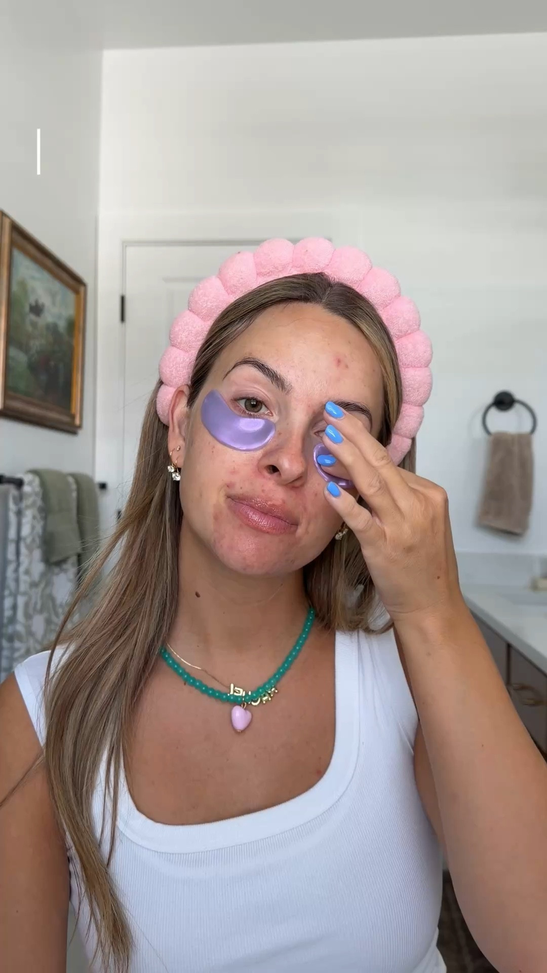 Summer makeup routine!

Saie blush is Ciao
L’Oréal bronzer blue stick in summer rose 
