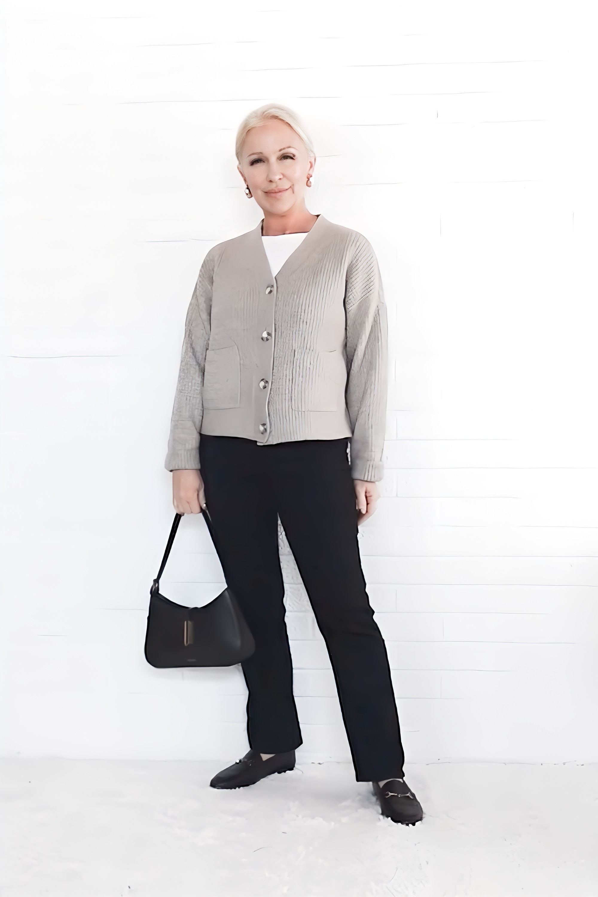 Classic style full outfit for a women over 40, women over 50, women over 60, and women over 70.

#LTKShoeCrush #LTKOver40 #LTKSeasonal