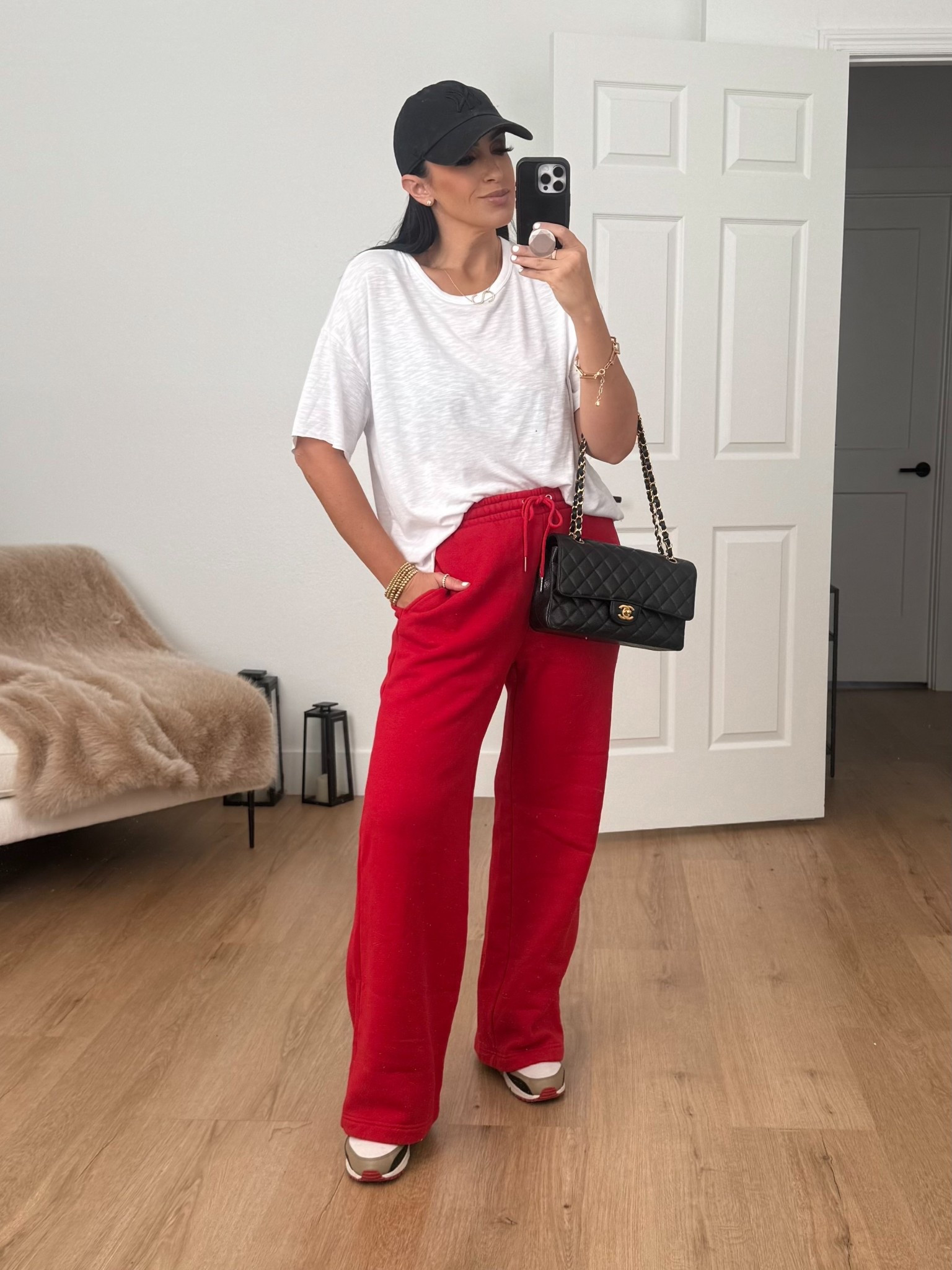 Abercrombie High Rise Sunday Wide Leg Sweatpant, wearing size small. Abercombie Sunday Hoodie wearing size medium. Sofia by Sofia Vergara Women's only $9
