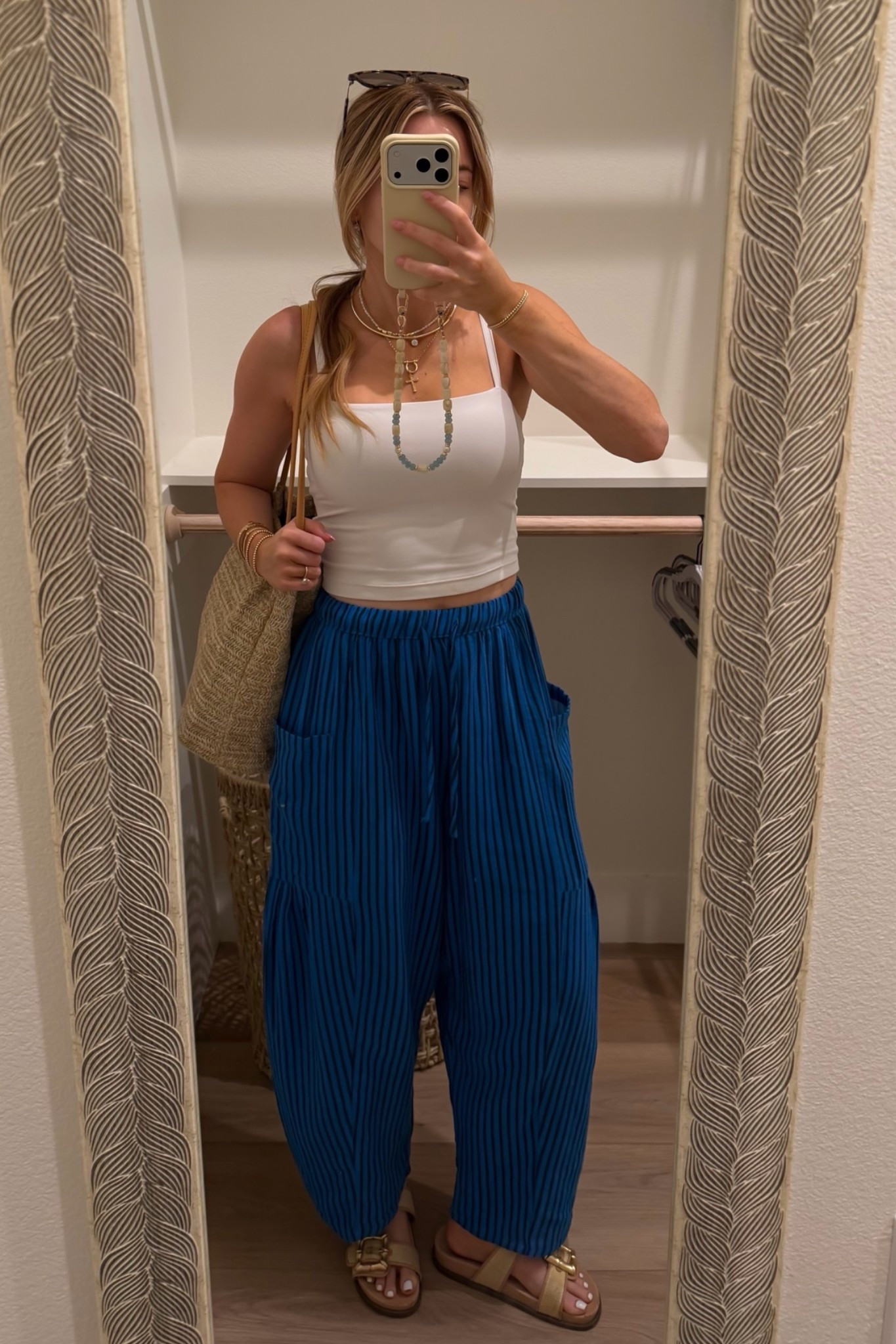 headed home amazon outfit! top: xs // pants: small