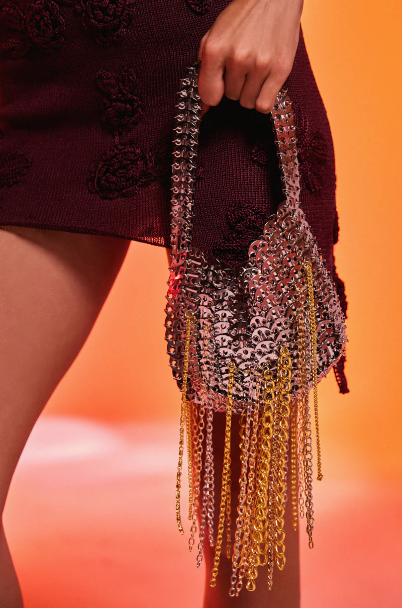 ABBY CHAIN PURSE | AKIRA