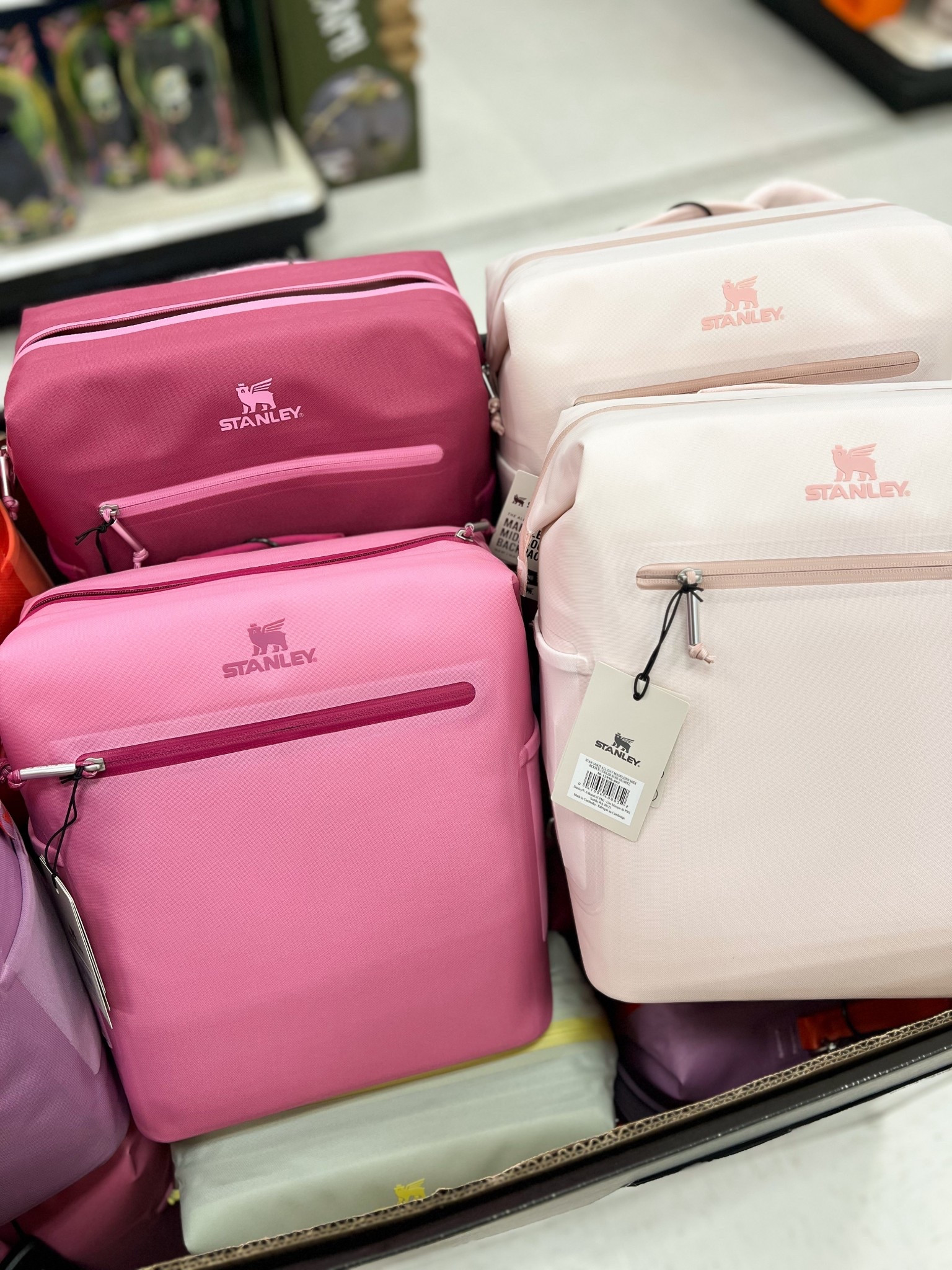 Last day to save 50% off Stanley backpack coolers

Black Friday deals, Target deals, travel, Target sale 

#LTKCyberWeek #LTKGiftGuide #LTKSaleAlert