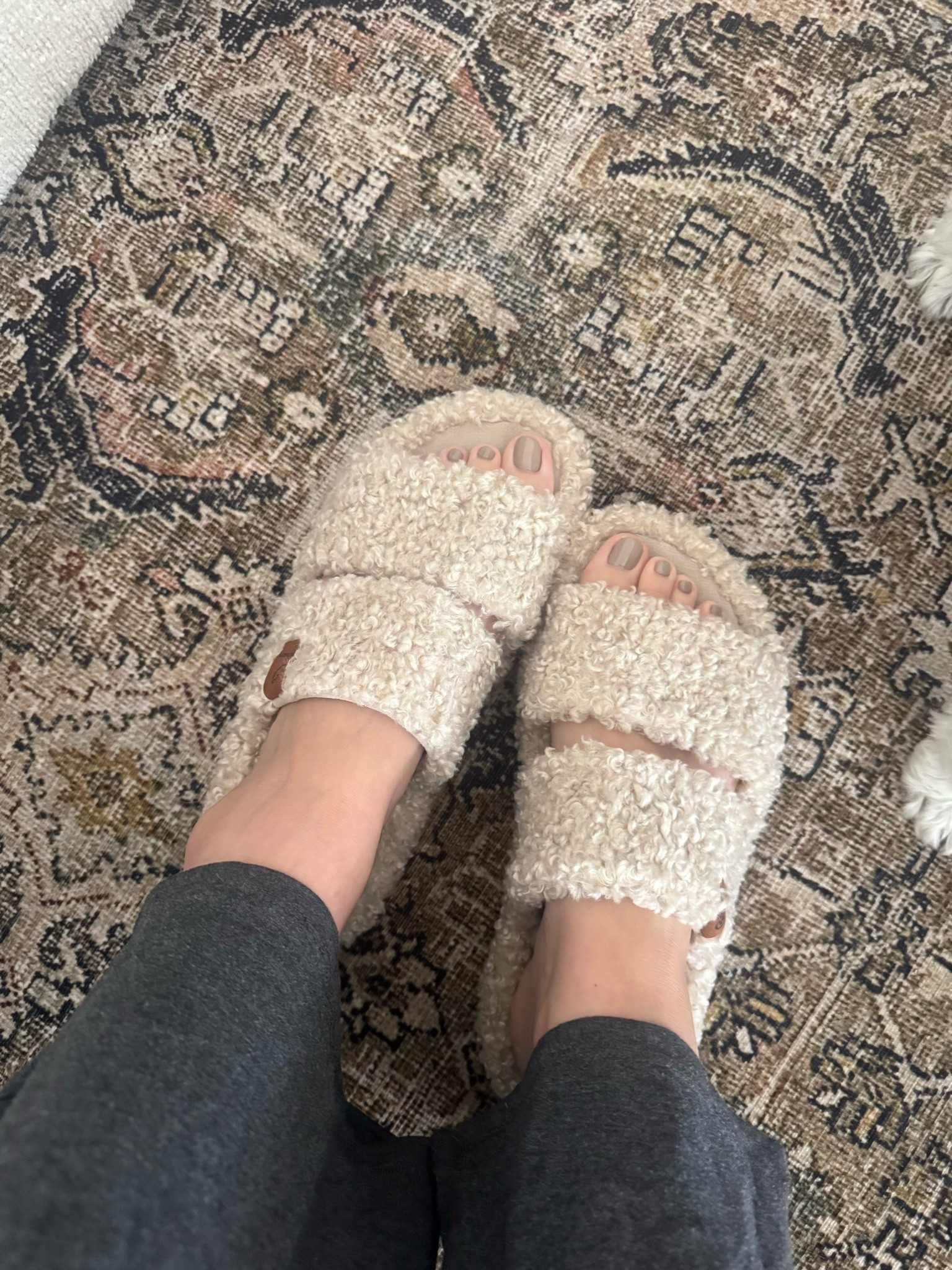 I love my new house slippers! So comfy and has rubber soles so I can go outside with them too!

#LTKOver40 #LTKselfcare #LTKSaleAlert