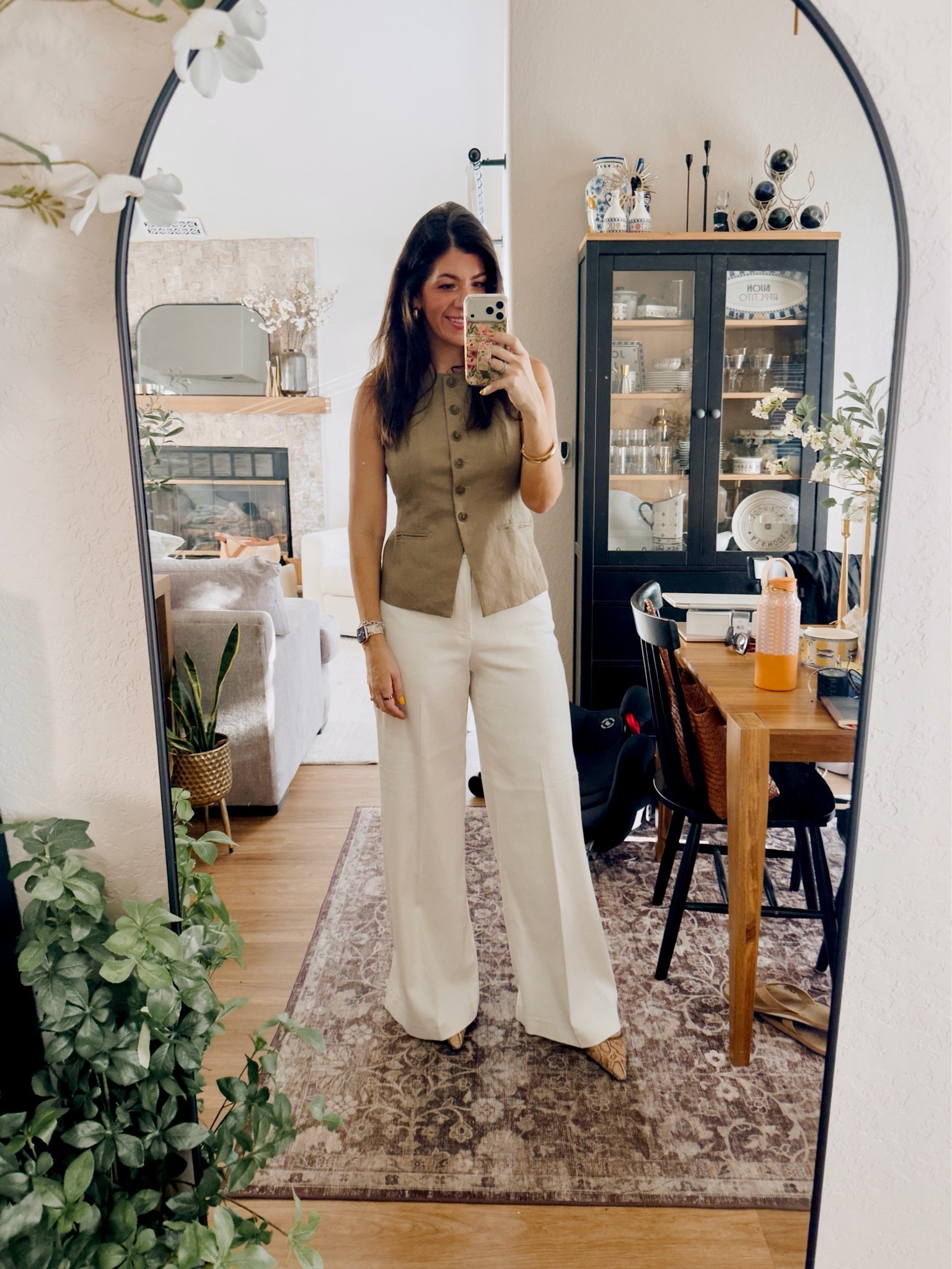 Work outfit of the day
In a 6 vest (runs large)
Medium tall pants (code Meghanxspanx)

#LTKMidsize #LTKWorkwear #LTKTall
