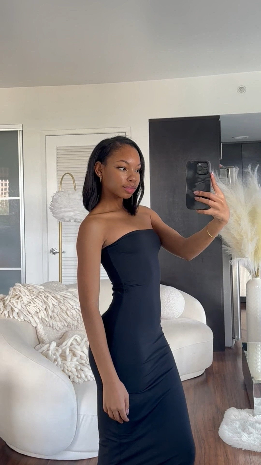 my MUST HAVES from Aritziaaa!! these are giving basicssss but cute basicsss 🤭 the girls who get it get it haha 

#LTKVideo #LTKGiftGuide #LTKstyletip