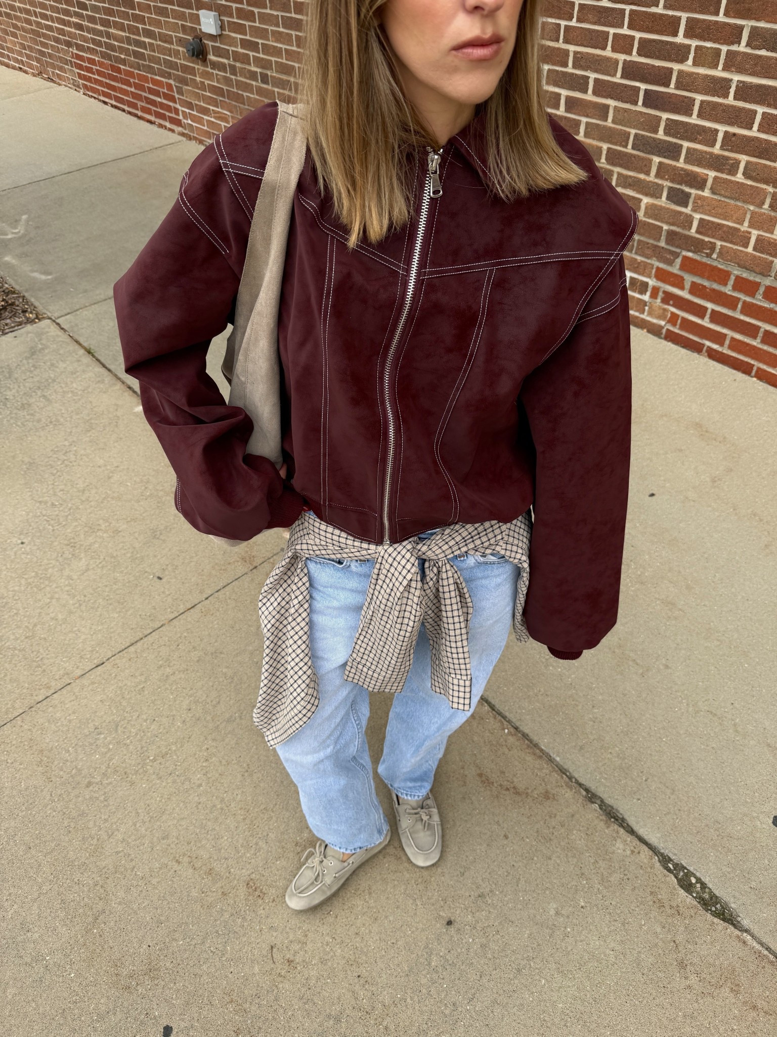 Day 3🌟 casual chic fall fits 

Coat: wearing an XS (runs very big)
Jeans: vintage Levi’s 

#LTKSaleAlert #LTKFindsUnder100 #LTKStyleTip