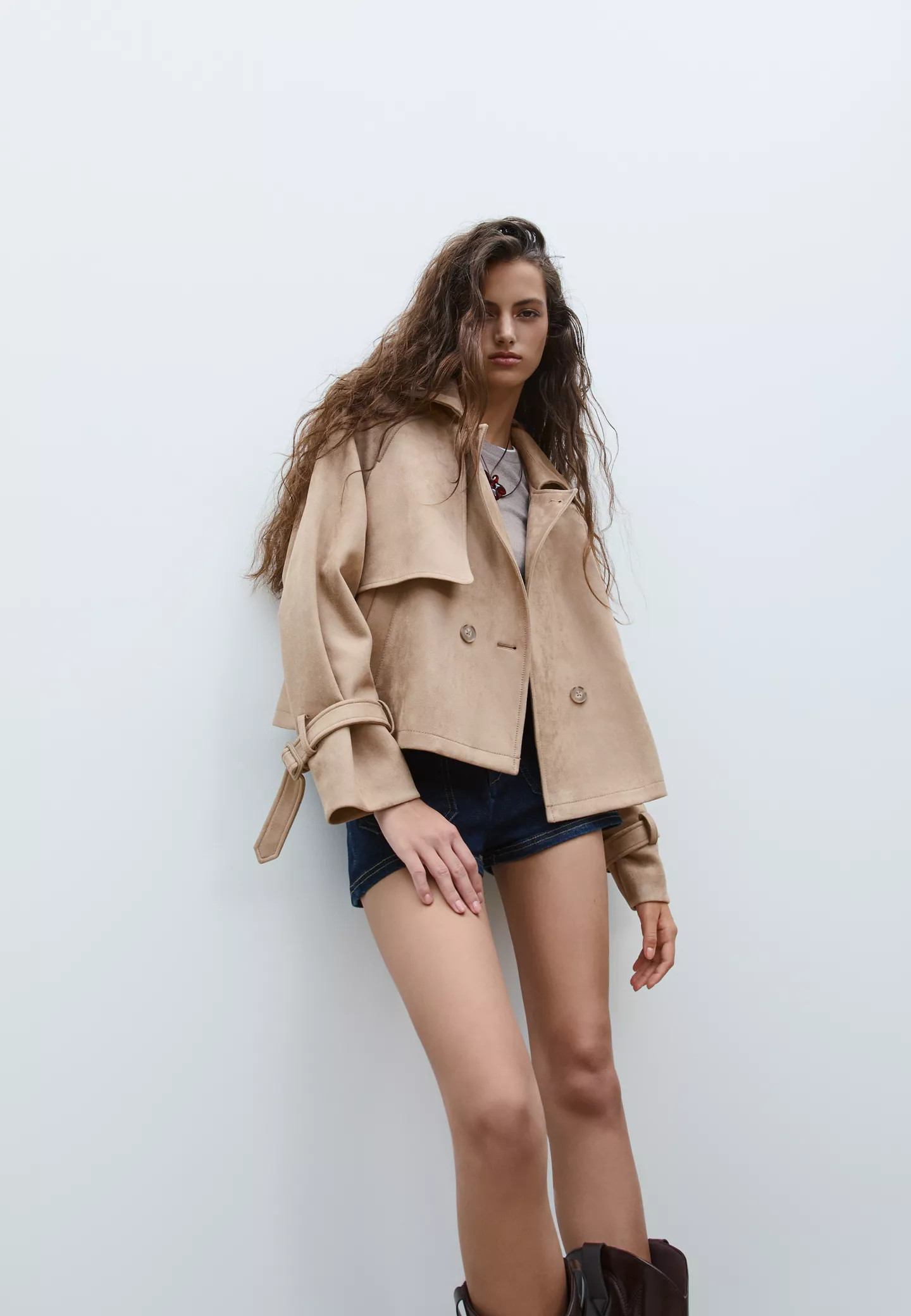 Short faux suede trench coat - Women's Jackets | Stradivarius United Kingdom | Stradivarius (UK)