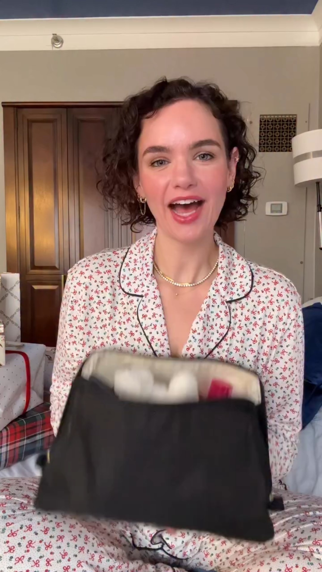 Too much or never enough? 🧖‍♀️ 💄 ✨ 


@canvelle 
@rmsbeauty 
@caudalie 
@olehenriksen 
@clarinsofficial 
@dermalogica 
@amika 
@farmacybeauty 
@tower28beauty 
@kulfi.beauty 
@saiebeauty 
@toofaced 
@hourglasscosmetics 
@nyxcosmetics 
@caliray 
@lorealparis 
@maccosmetics 
@aerie