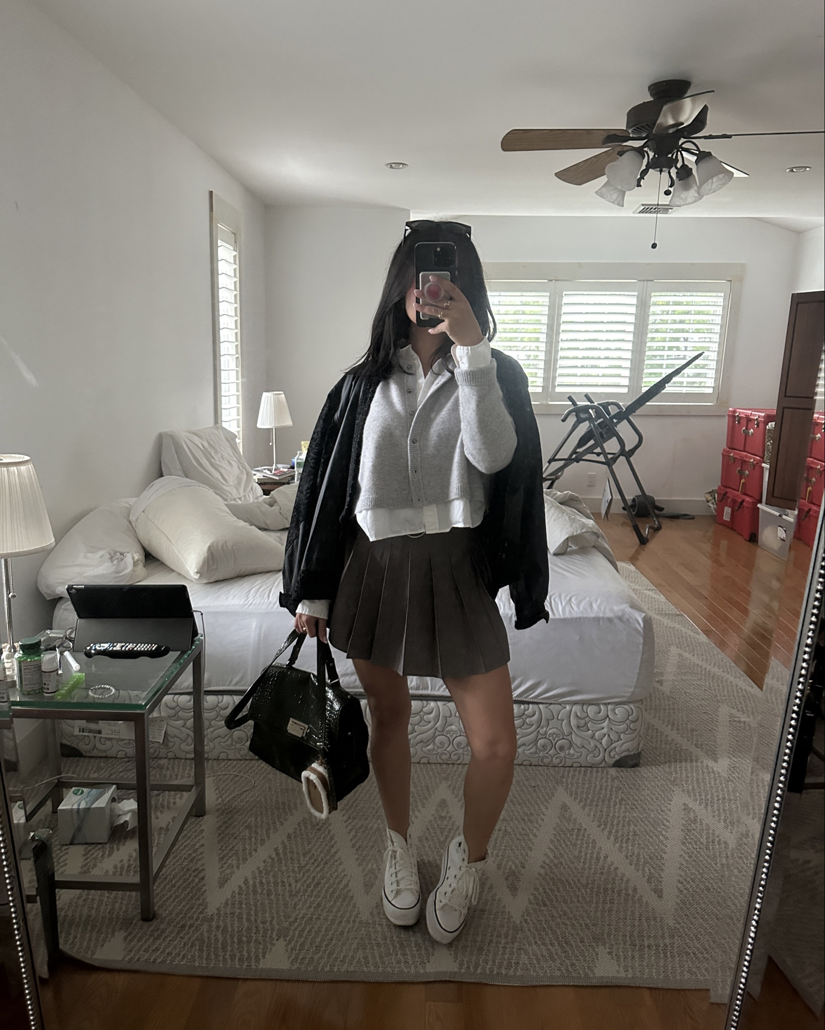 Full outfit inspo! This cardigan might be the best thing I’ve ever bought. 

#LTKSaleAlert #LTKStyleTip #LTKSeasonal