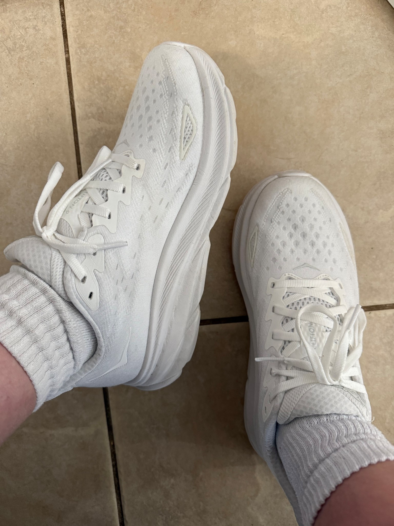 Hoka Clifton 9 sneakers / true to size! 

#LTKShoeCrush #LTKGiftGuide