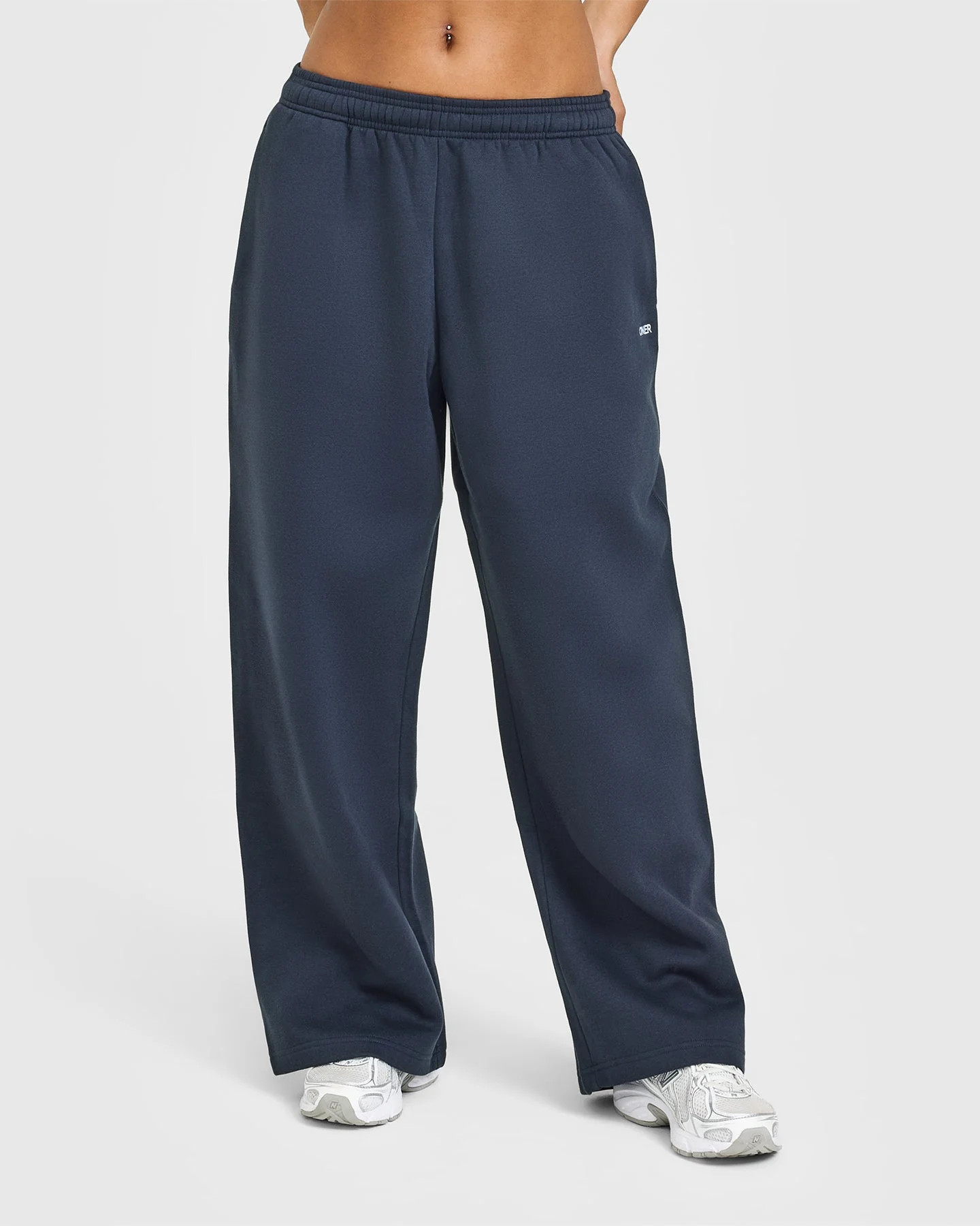 Foundations Oversized Straight Leg Joggers 
 True Blue | Oner Active (UK / US)