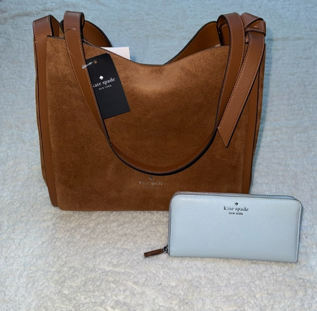 the perfect fall bag😮‍💨

#LTKFinds #LTKStyle #FallFinds #FallFashion #FallAccessories #KateSpade #KateSpadeBag #SuedeBag #EverydayBag #FallStyle #NeutralStyle #BagCollection #FashionFinds #ShopMyLook

#LTKdayinmylife #LTKSaleAlert #LTKSeasonal