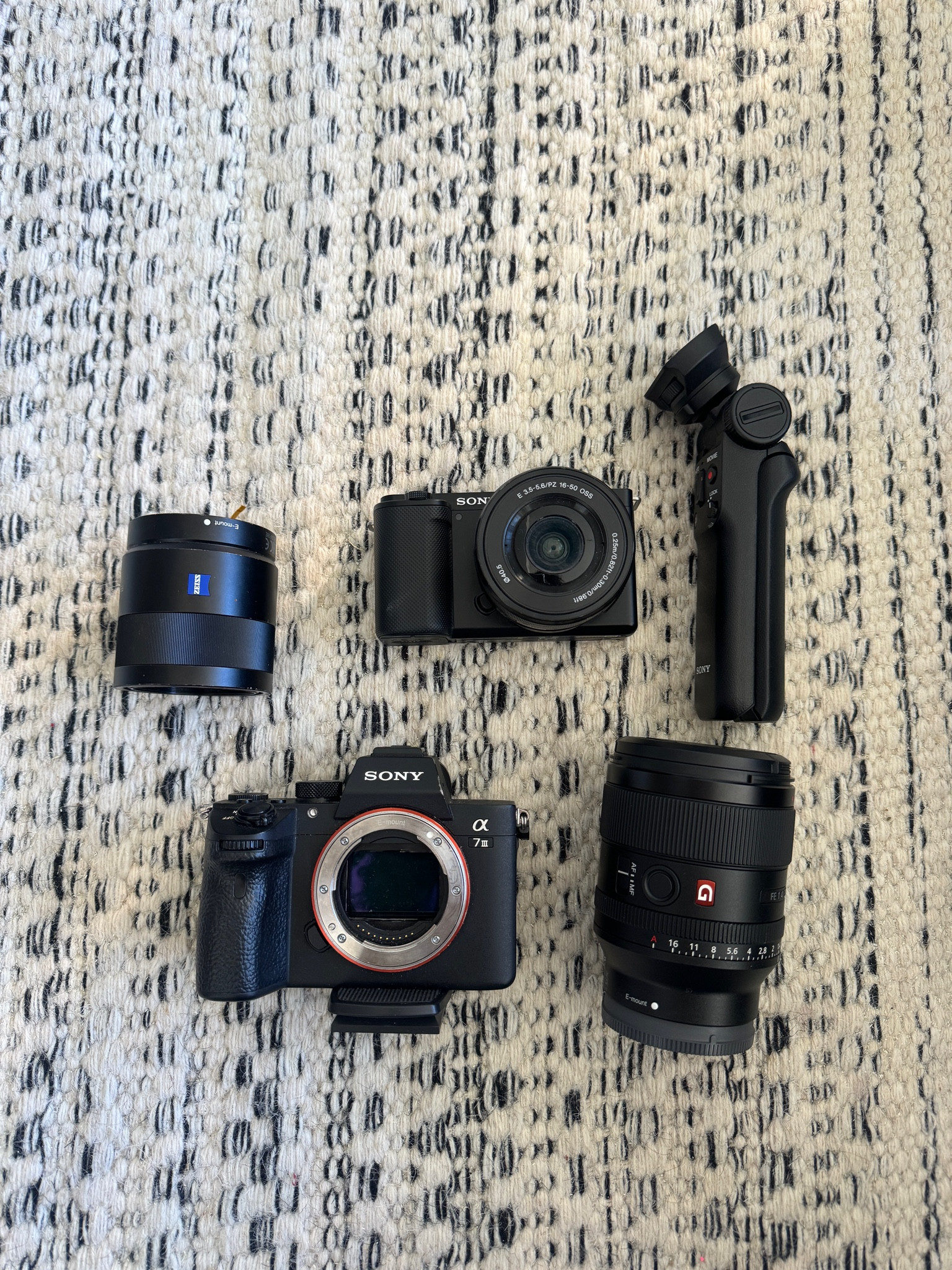 Regular camera for filming is Sony a7iii first lense - SONY 55mm F1.8 Sonnar (cheaper and great quality) lense NOW- SONY 35mm F1.4 ( expensive and AMAZING quality). vlogging camera Sony - Alpha ZV with Sony - Wi-Fi Bluetooth Remote. 
#ltkcontent #contentcreator