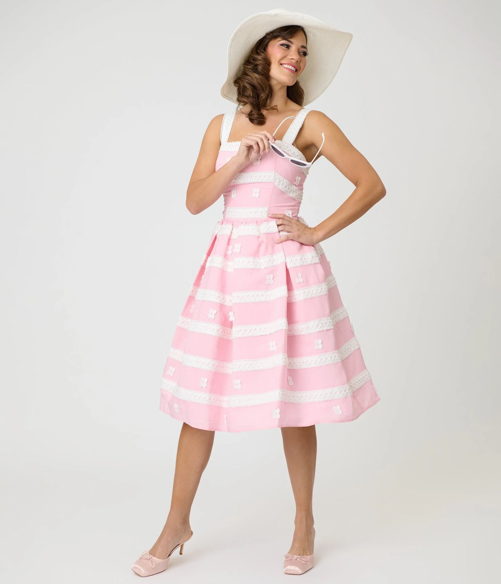 Unique Vintage Light Pink Shopper Sundress | Unique Vintage - North America