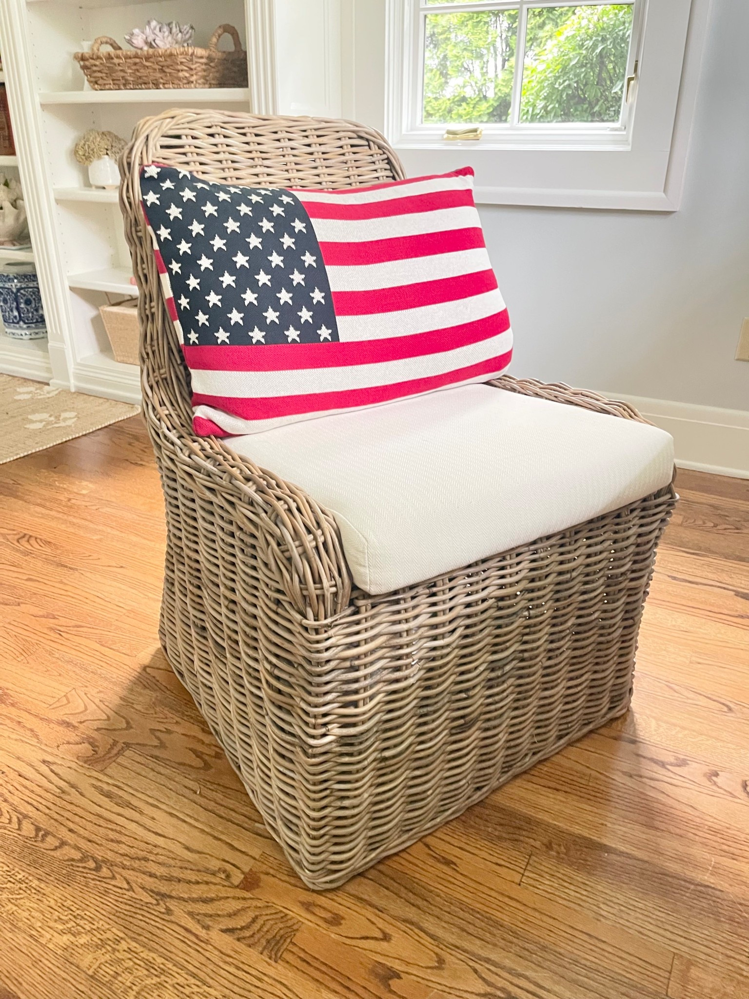 Love this flag pillow for the 4th of July and all summer long!! 🇺🇸

#LTKHome #LTKSeasonal #LTKFindsUnder50