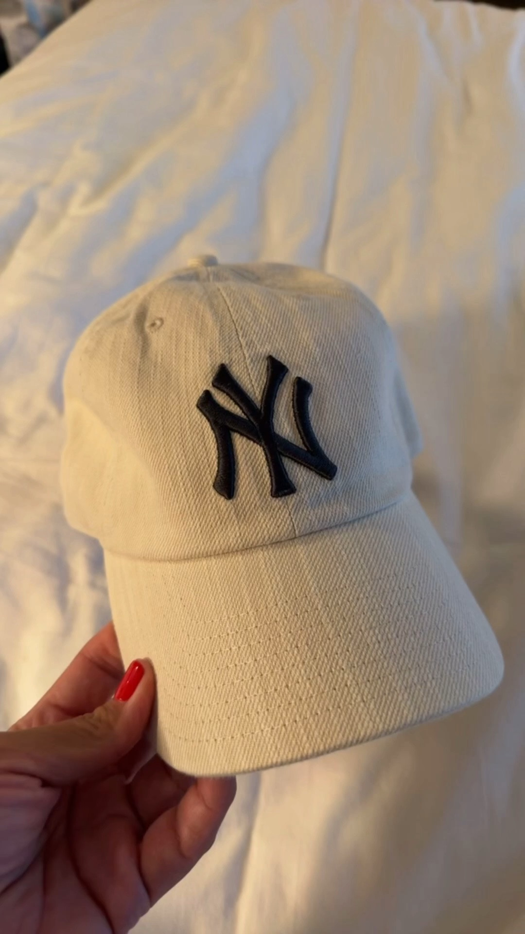 If you are a hat person like me then you’ll want this hat! Best part is, it’s on sale!

#LTKSaleAlert #LTKTravel #LTKOver40