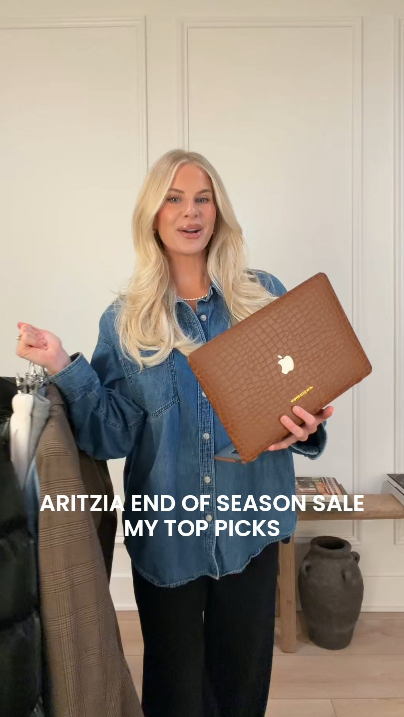 Size small reg in drawstring pants, med in denim shirt (I’m wearing the wash: 5 Yrs Kiss n Tell Bl, and holding the wash: 7 Yrs Pctr Tha Bleu), size 4 in blazer, small in coat, small in lounge pants, size small in basic tank & tees! 
#kathleenpost @aritzia #aritziapartner 

fashion haul, Aritzia, casual winter looks, elevated winter outfits, capsule wardrobe, winter fashion, closet staples, wear to work, running errands, must have items 

#LTKSeasonal #LTKootd #LTKSaleAlert