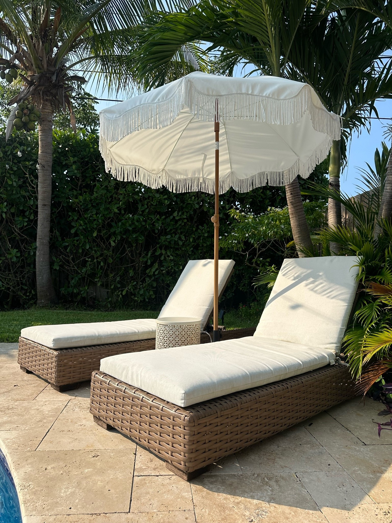 Pool lounge chairs and fridge patio umbrella

Patio furniture 
Pool 
Summer
Tropical
Garden

#LTKSeasonal #LTKHome #LTKSaleAlert