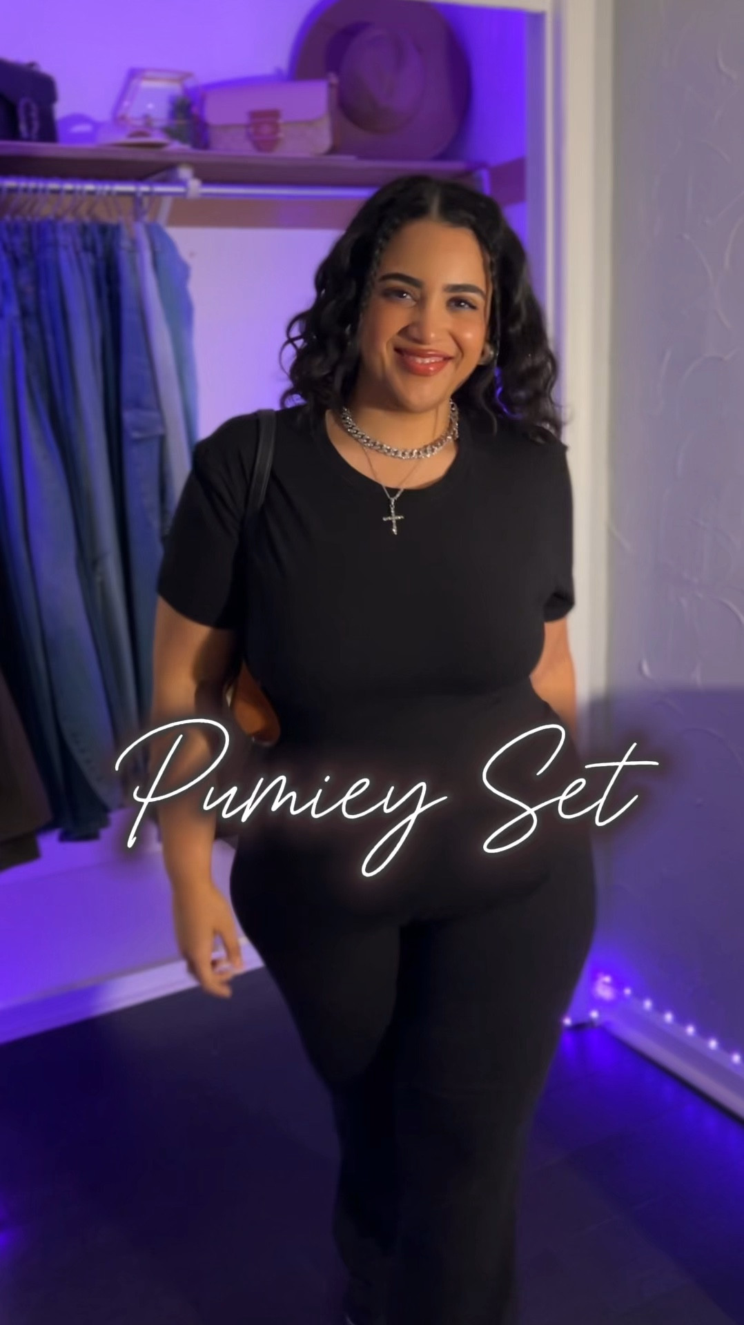 Casual two piece set for plus size curvy ladies 💕 conjunto de dos piezas para mujeres curvy de talla grande.

Set @pumiey size XL

StefanyBrits
Altura: 5'5
Peso: 222lbs
Tops: L/XL
Pantalones/jeans: 16/18 US
Sandalias: US 8/9

Comment the word SHOP for the lInk
Comenta la palabra SHOP para el enlace

All outfits are available in my LTK account search Stefanybrits and if you can't find what you need, send me a message

Todos mis atuendos están enlazados a mi cuenta de LTK, búscame como Stefanybrits y si no encuentras lo que buscas, envíame un mensaje 

#modaplus #modaplusize #modaplussize
#plussizeootd #outfitsplussize #modaverano2024
#plussizetrends #summerfashion2024

#LTKPlusSize #LTKSummerSales #LTKMidsize