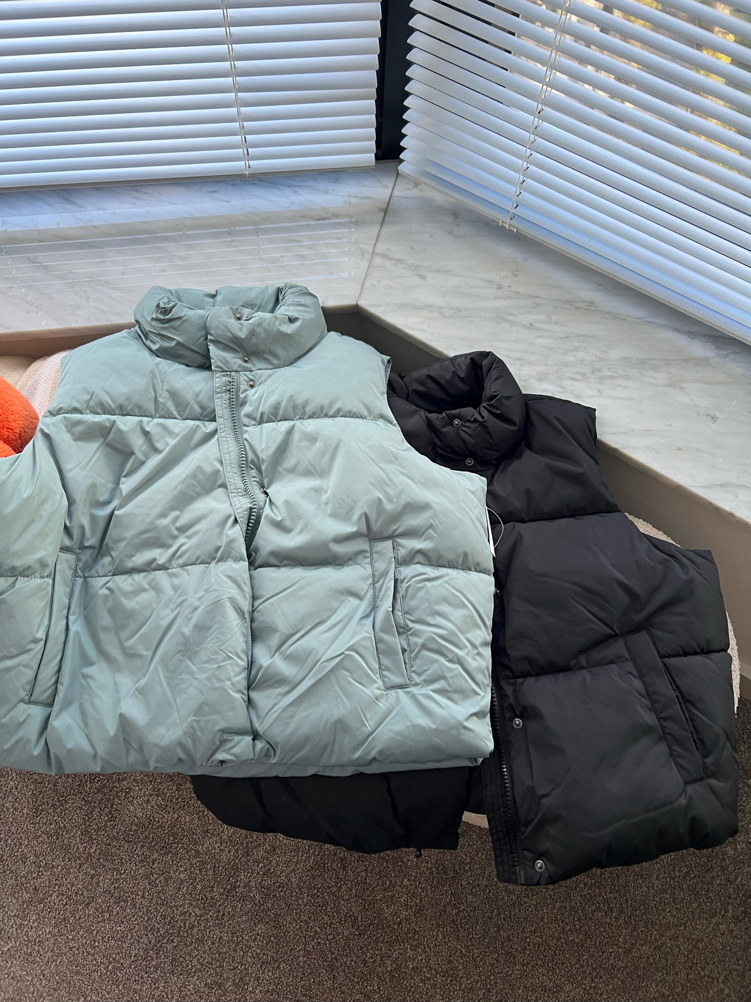 Puffy vests for $20… yes please! 

#LTKSeasonal #LTKFindsUnder50 #LTKSaleAlert