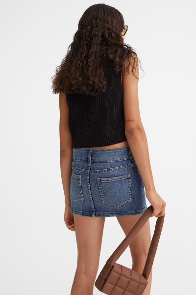 Rib-knit sweater vest | H&M (UK, MY, IN, SG, PH, TW, HK)