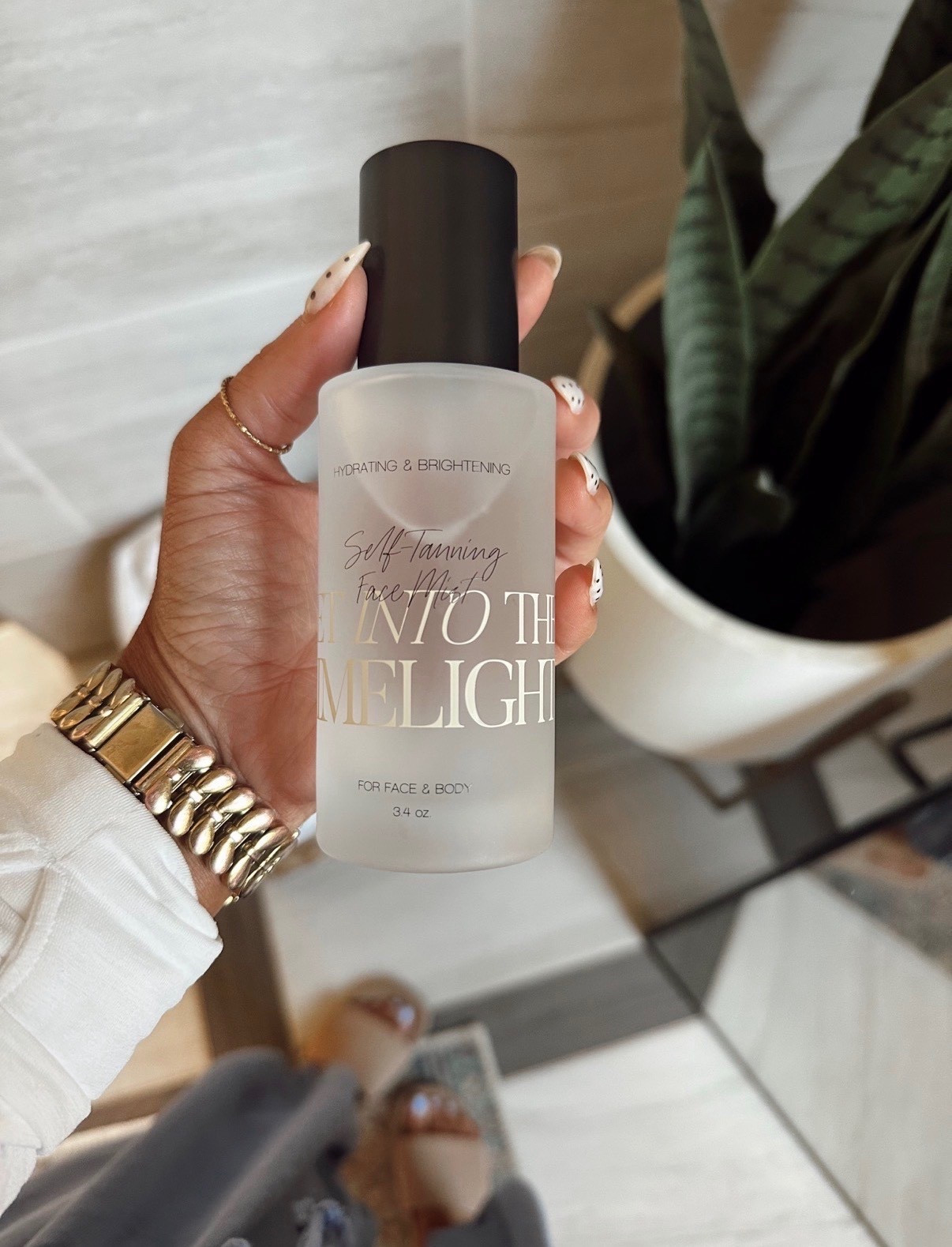 Best facial self tanner 

#LTKFindsUnder50 #LTKSaleAlert #LTKmomlife