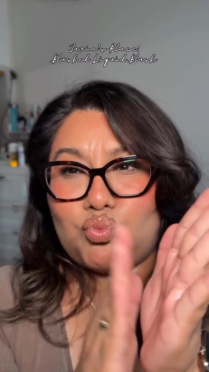 Another day, another blush to try!

This time I’m using the @juviasplace Blushed Liquid Blush in the shade Marigold and I LOVE!!! The pigment, the color, the formula is so good and perfect for everyday or every occasion 💕🌸🍊

P.S. It also paired beautifully with @hauslabs powder blush in French Rosette ✨

#beautycontent #latinacreator #smallcreator #blushgirlies

#LTKBeauty